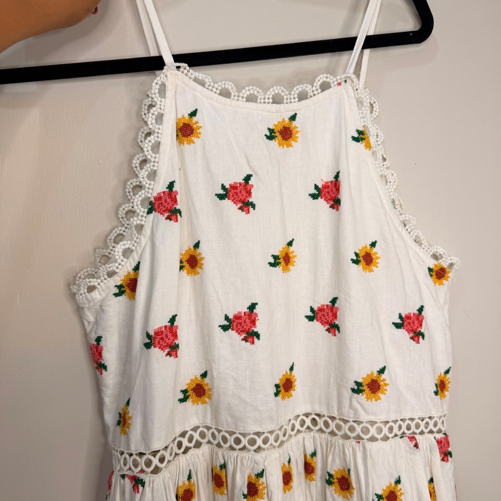 #11 FARM RIO Dress Sz. M PTP: 13" - 15" Floral Cross Stitch Linen Blend Crochet - Picture 10 of 11
